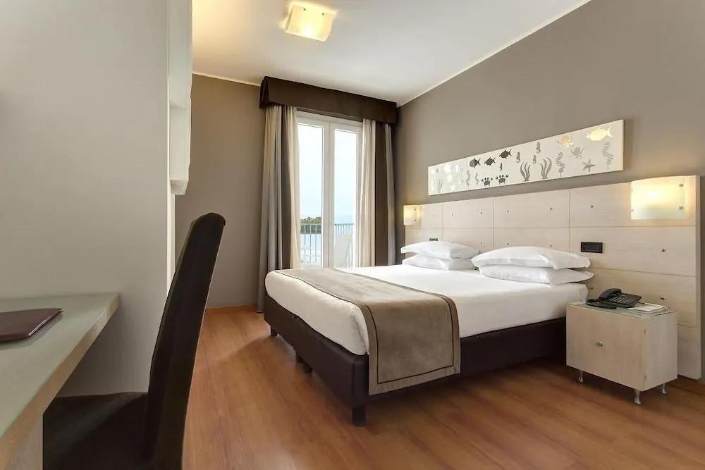 Victoria Frontemare Beach & Spa Hotel Jesolo 4*,